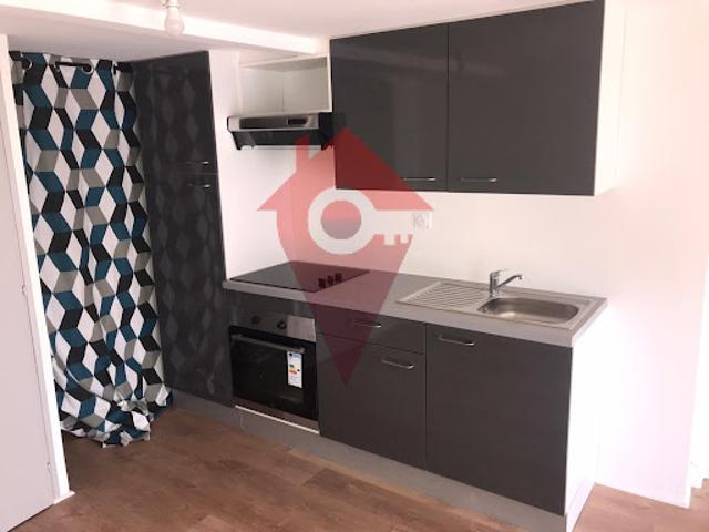 Location Appartement 4 pièces 75 m2 Cherance