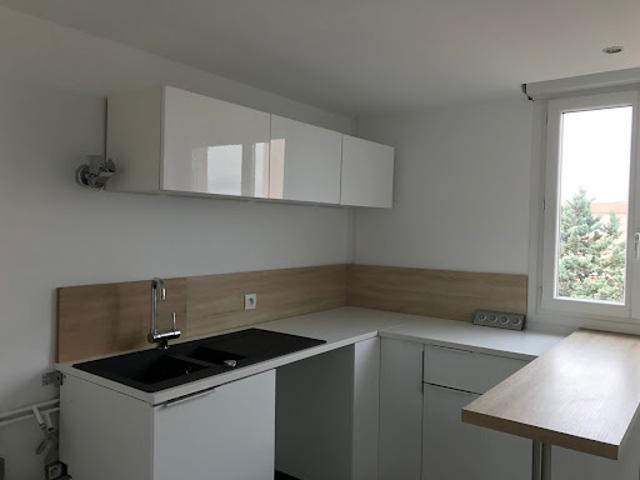 Location Appartement 4 pièces 76.87 m2 Martigues