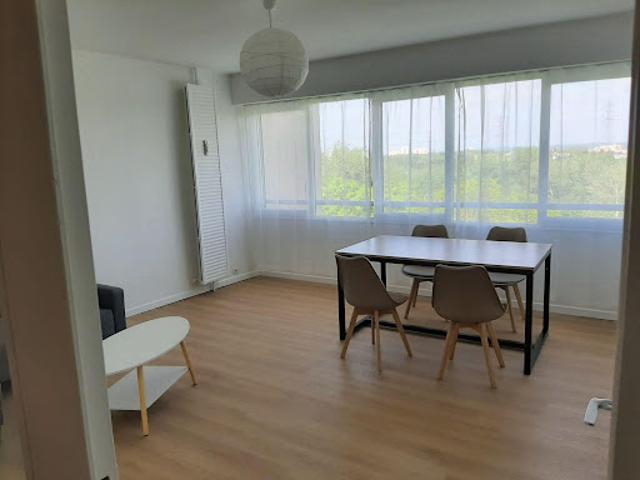 Location Appartement 4 pièces 76 m2 Pontoise