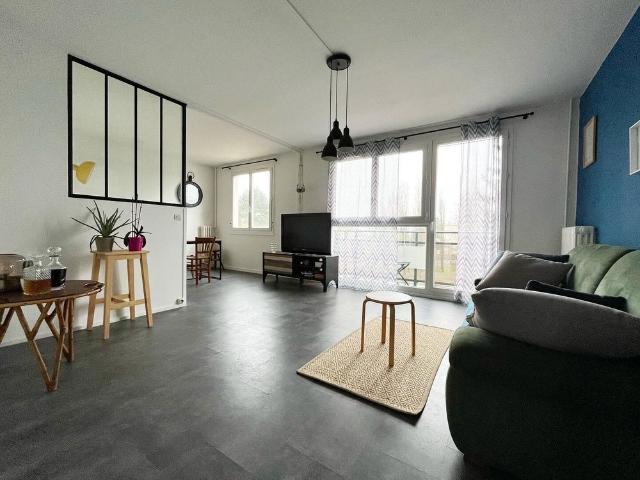 Location Appartement 4 pièces 76m² BIHOREL 76420