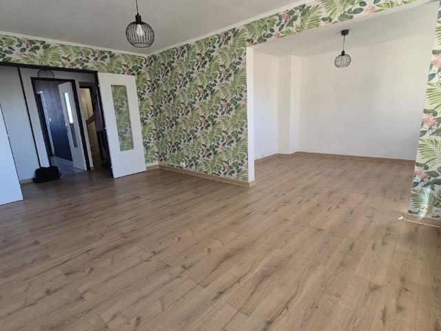 Location Appartement 4 pièces 76m² MAUBEUGE 59600