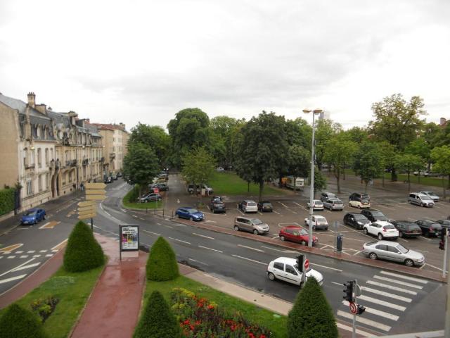 Location Appartement 4 pièces 76m² NANCY 54000