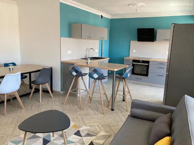 Location Appartement 1 pièce 15m² ST ETIENNE 42000