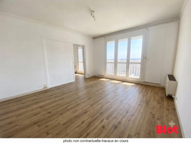 Location Appartement 4 pièces 76m² RENNES 35000