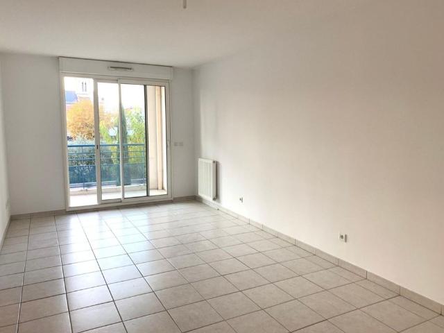 Location Appartement 4 pièces 76m² VALENCE 26000