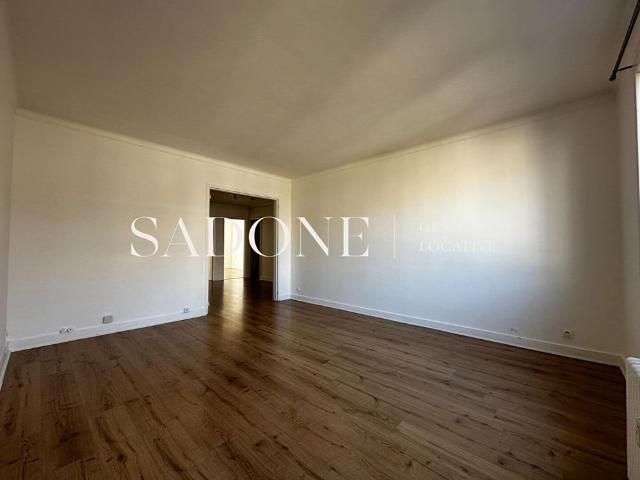 Location Appartement 4 pièces 78,80 m² à Paris 16