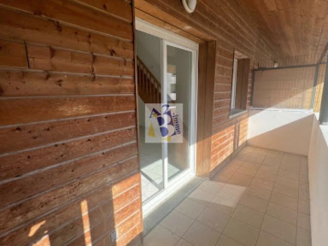 Location Appartement 4 pièces 78.82 m2 Angouleme