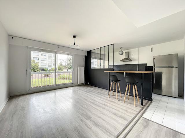 Location Appartement 4 pièces 78.8 m2 Chatenay malabry