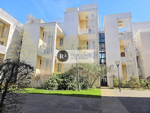 Location Appartement 4 pièces 78 m2 Gennevilliers