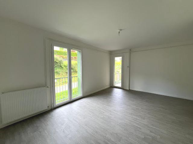 Location Appartement 4 pièces 78 m2 Mariac