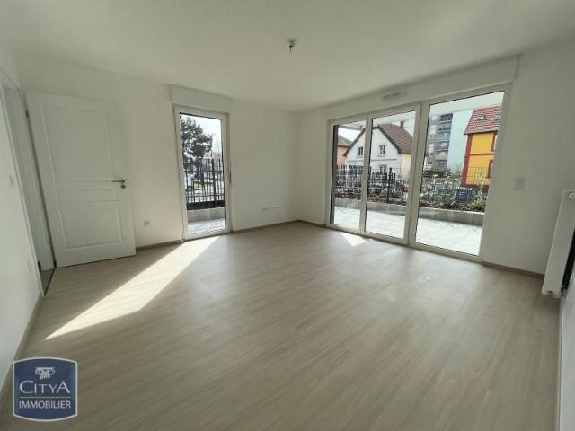 Location Appartement 4 pièces 78m² BISCHHEIM 67800