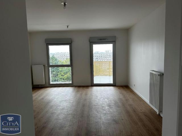 Location Appartement 4 pièces 78m² REIMS 51100