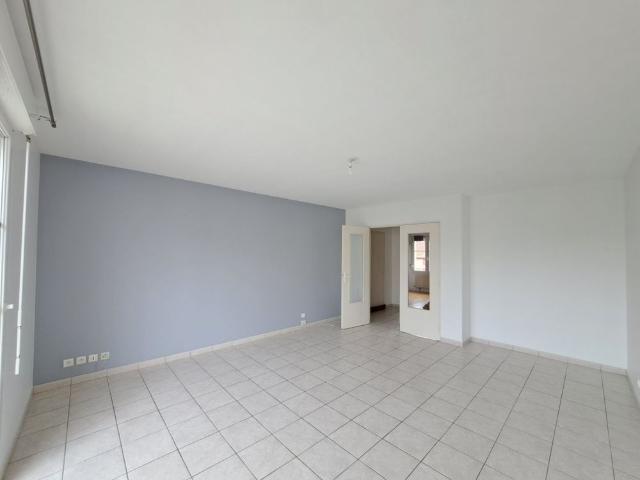 Location Appartement 4 pièces 78m² TROYES 10000