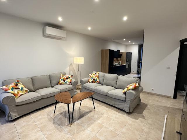 Location Appartement 4 pièces 79.81 m2 Narbonne