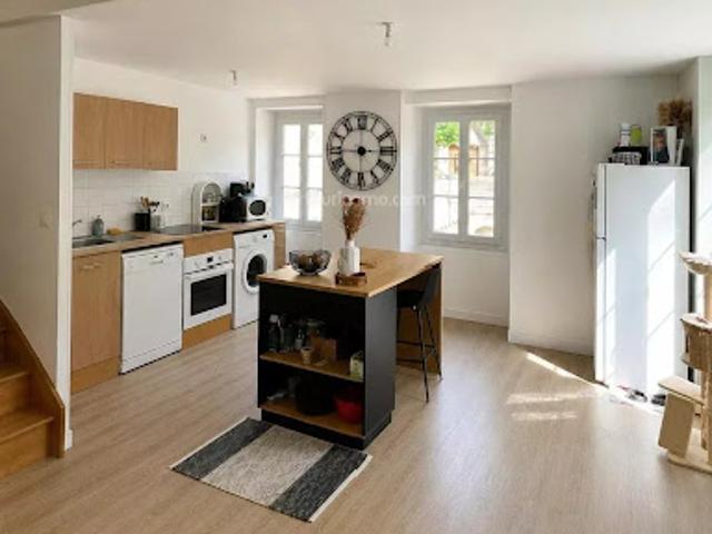 Location Appartement 4 pièces 79.89 m2 Saint Chef