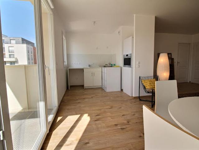 Location Appartement 4 pièces 79 m2 Trappes