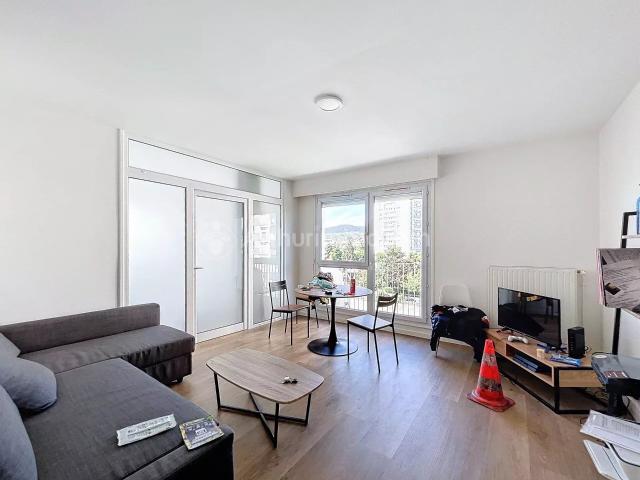 Location Appartement 4 pièces 79 m2 à Clermont Ferrand