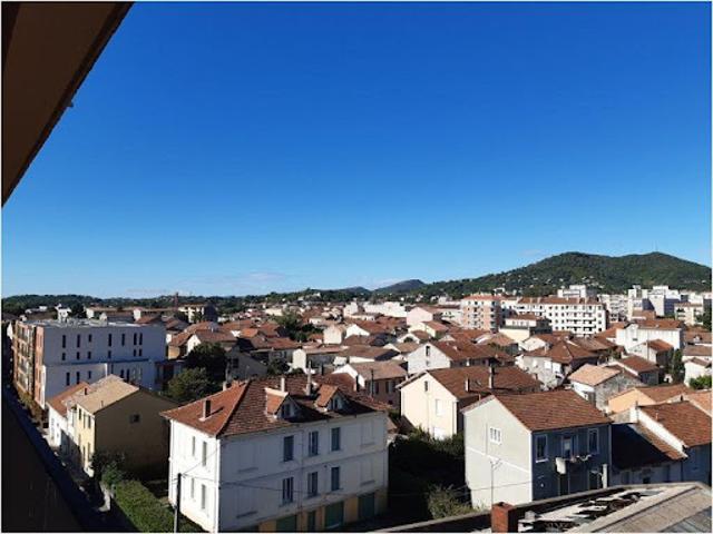 Location Appartement 4 pièces 79 m2 Ales