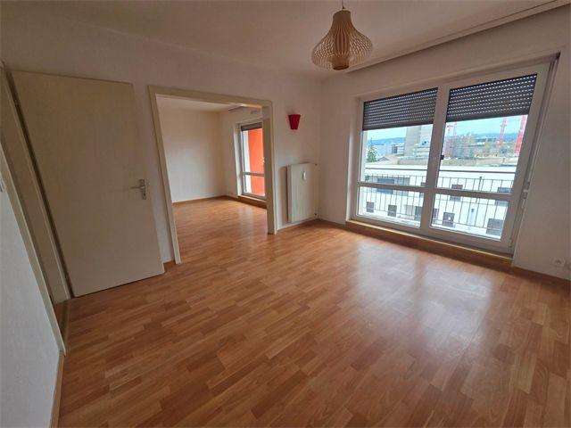 Location Appartement 4 pièces 79m²