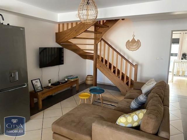 Location Appartement 4 pièces 79m² ST LEU 97436