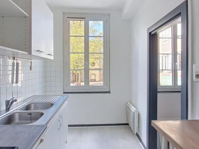 Location Appartement 4 pièces 79m² REALMONT 81120