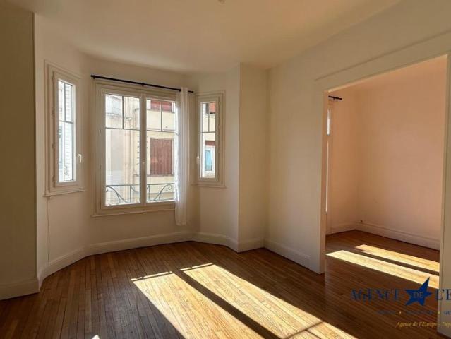 Location Appartement 4 pièces 79m² VICHY 03200