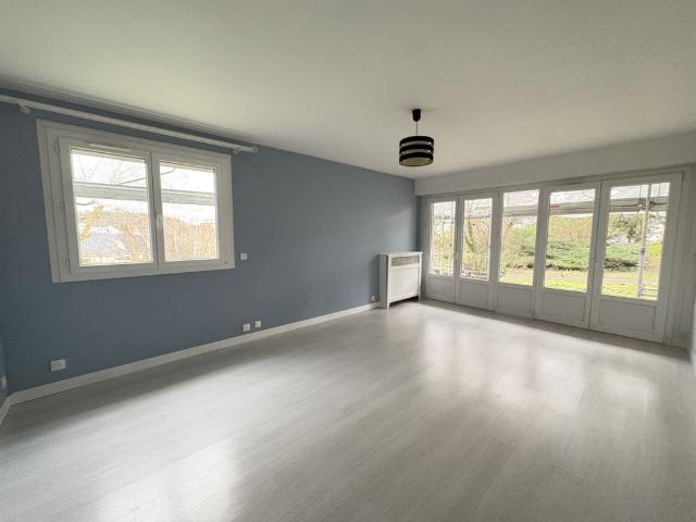 Location Appartement 4 pièces 79m² VILLEBON SUR YVETTE 91140