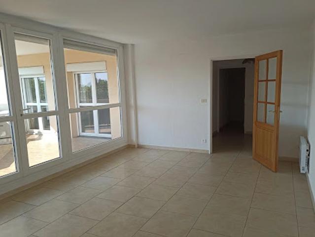 Location Appartement 4 pièces 83.73 m2 Avignon