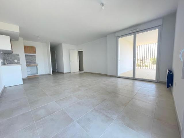 Location Appartement 4 pièces 83.8 m2 Agde