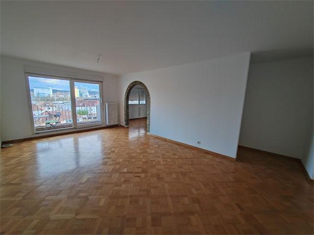 Location Appartement 4 pièces 83m²