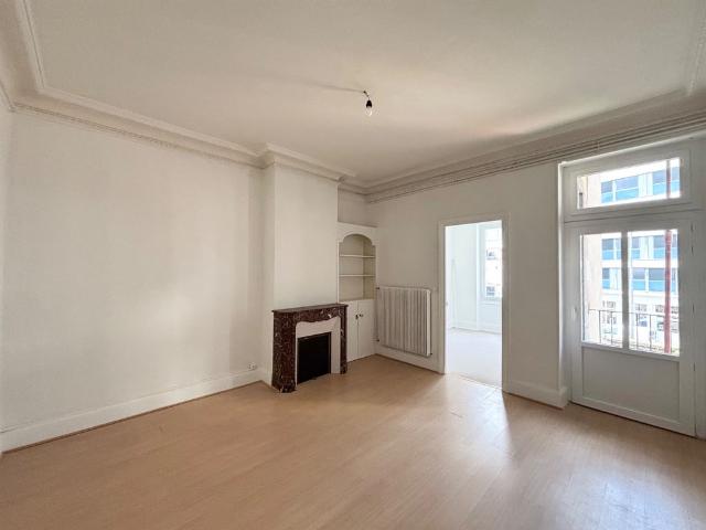 Location Appartement 4 pièces 83m² CLERMONT FERRAND 63000
