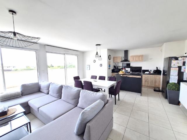 Location Appartement 4 pièces 83m² LES SABLES D’OLONNE 85340