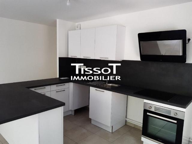 Location Appartement 4 pièces 83m² NIMES 30000