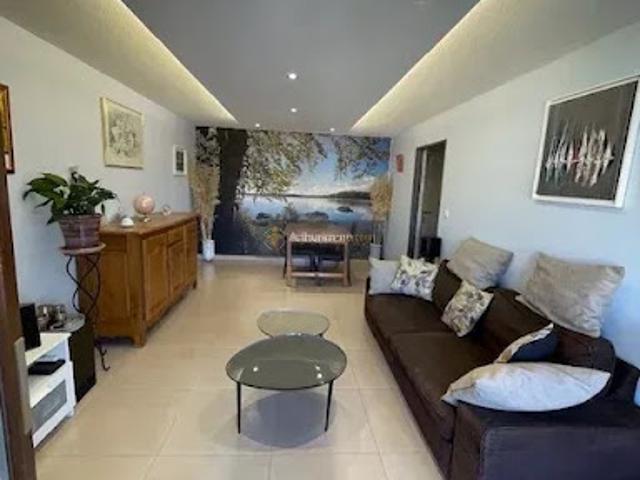 Location Appartement 4 pièces 80.05 m2 Frejus