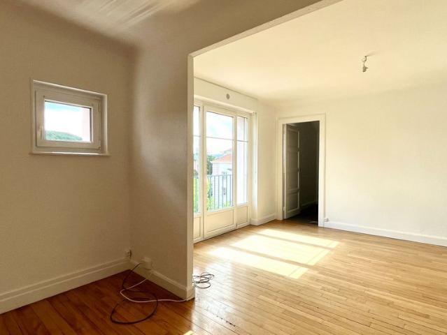 Location appartement 4 pièces, 80.09m², Épinal