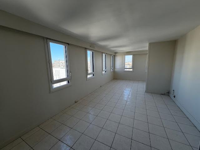 Location Appartement 4 pièces 80.18 m2 Sarcelles