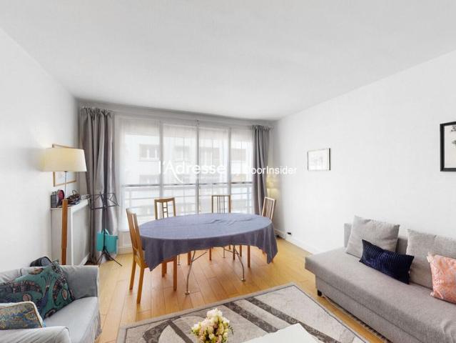 Location appartement 4 pièces, 80.30m², Paris 15
