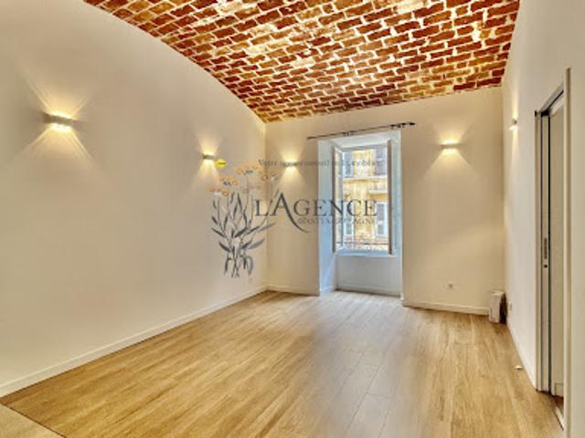 Location Appartement 4 pièces 80 m2 Bastia