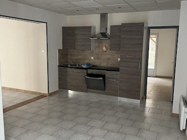 Location Appartement 4 pièces 80 m2 Landrecies