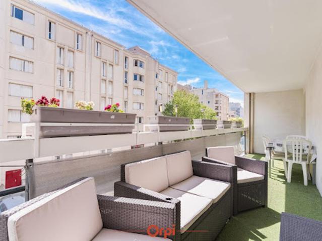 Location Appartement 4 pièces 80 m2 Marseille 10ème