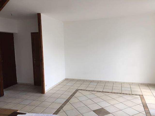 Location Appartement 4 pièces 80 m2 Saint Etienne