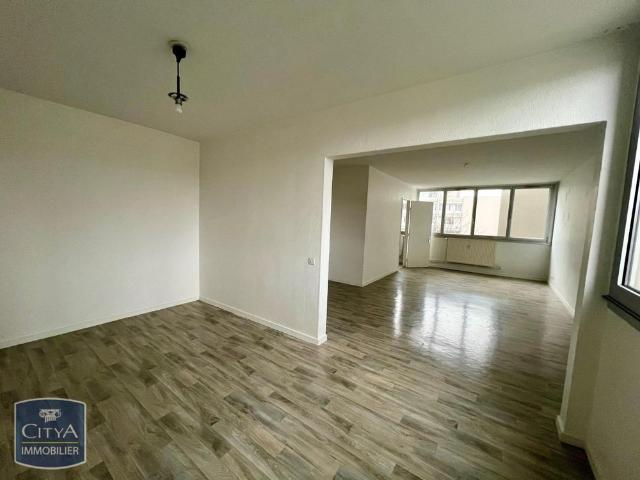 Location Appartement 4 pièces 80m² LILLE 59000