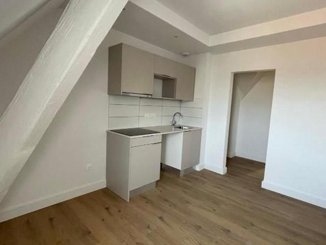 Location Appartement 4 pièces 80m² MULHOUSE 68100
