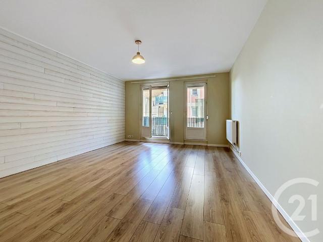 Location Appartement 4 pièces 80m² ST ANDRE LES VERGERS 10120