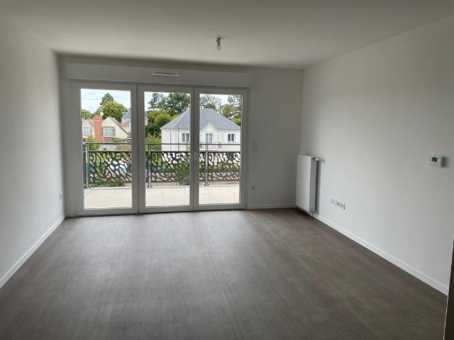 Location Appartement 4 pièces 80m² ST JEAN LE BLANC 45650