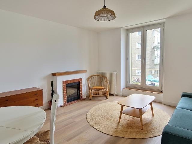 Location Appartement 4 pièces 80m² RENNES 35000