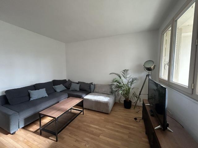 Location Appartement 4 pièces 80m² TROYES 10000