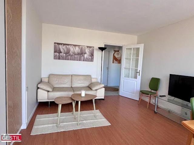Location Appartement 4 pièces 81.4 m2 Cergy