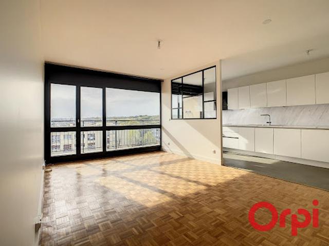 Location Appartement 4 pièces 81.59 m2 Thiais