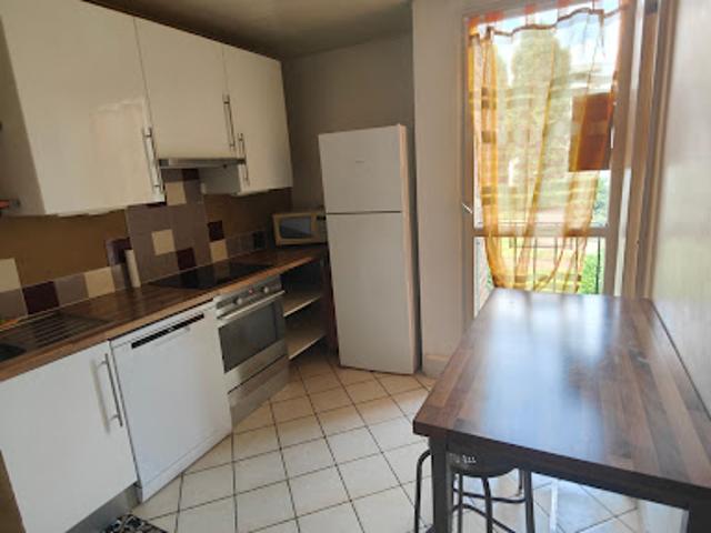 Location Appartement 4 pièces 81.2 m2 Neuilly sur Marne